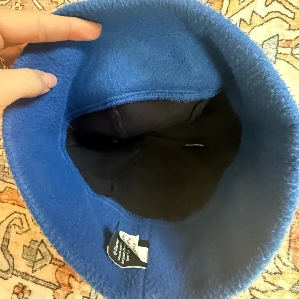 Vintage Disney Mickey Mouse fleece winter hat